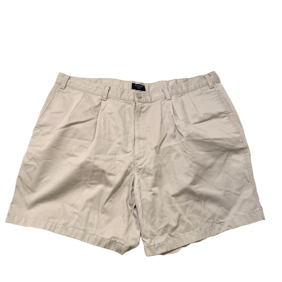 Dockers Men's Size 42 Pleated Shorts Khaki Beige Stain Defender Dupont Teflon